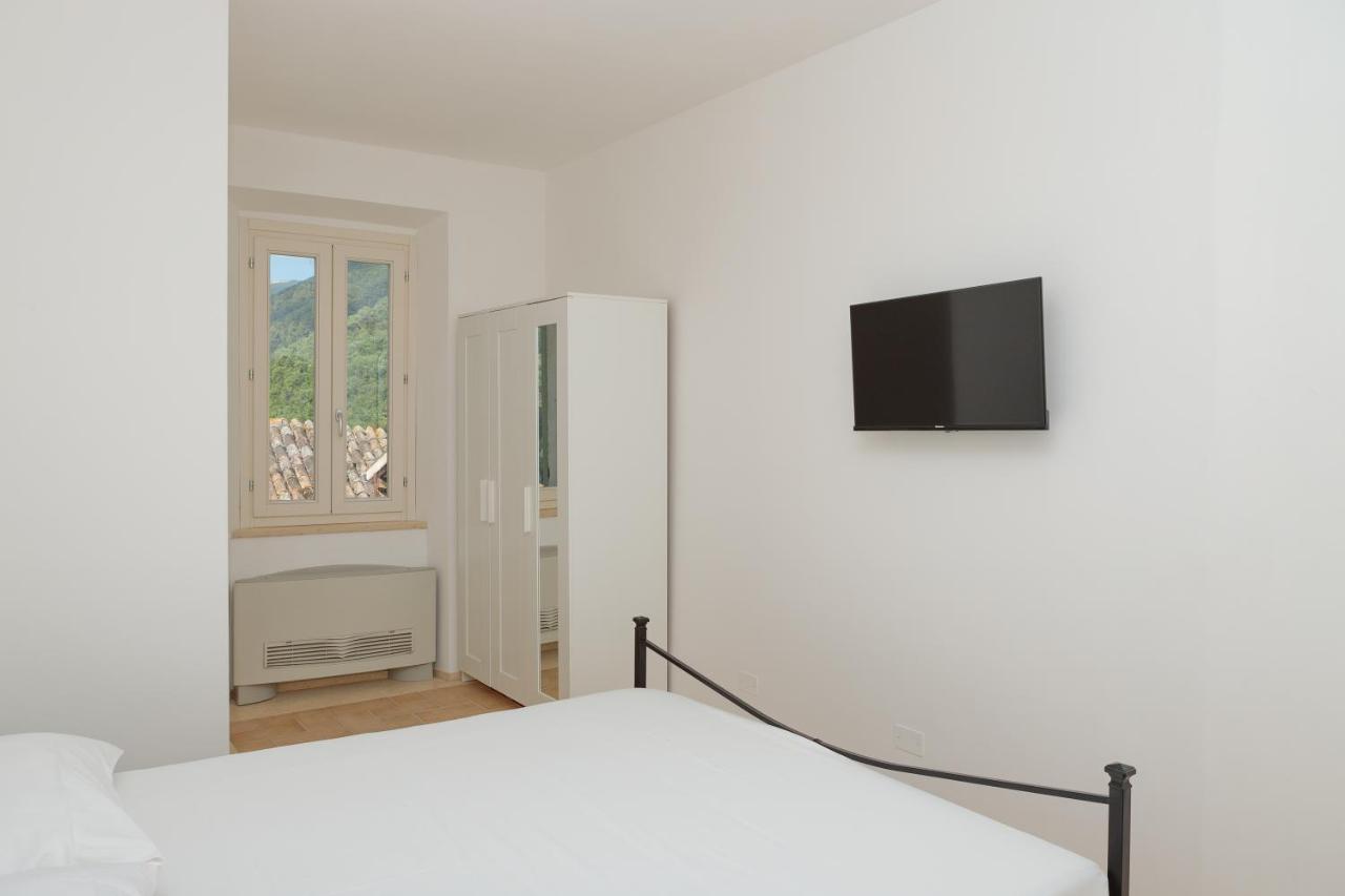 Nera Apartments SantʼAnatolia di Narco المظهر الخارجي الصورة
